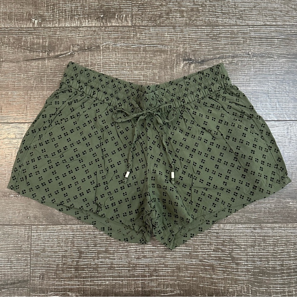 Old Navy Green & Black Printed Soft Shorts | Size XS